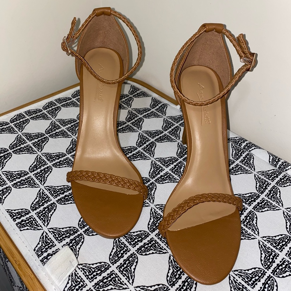 NWOT Heels